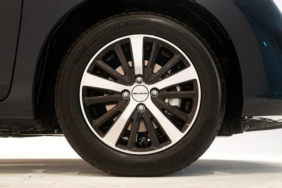 Колеса Honda Fit Modulo Style 2018 года  (JP) (фото 15 из 24)
